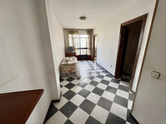 Piso en venta en Brenes. Piso en venta en Centro, 2 dormitorios. Pisos.