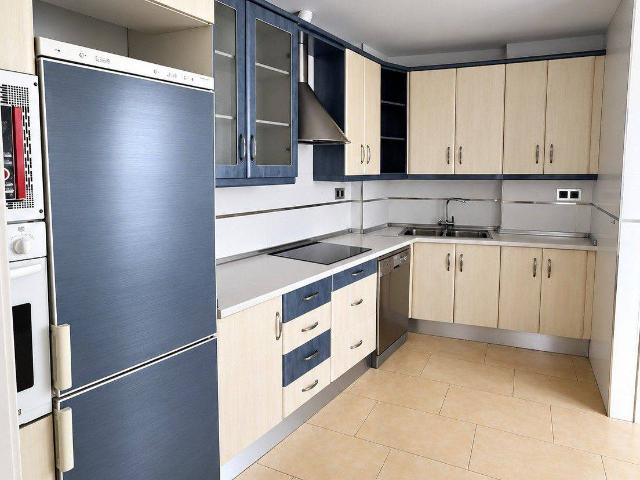 Piso en Venta en Ctra. Circunvalación La Magdalena