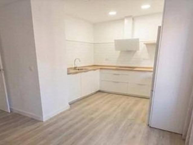 Piso en Venta en Cuatro Caminos