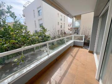 Piso en venta en Cubelles, Maritim. PLANTA BAJA CON JARDÍN PRIVADO EN ZONA MARITIM DE CUBELLES. Pisos.