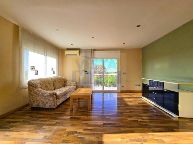 Piso en venta en Cubelles, Bardaji El Molí de Baix. Piso venta reformado, zona Molí de Baix. Pisos.