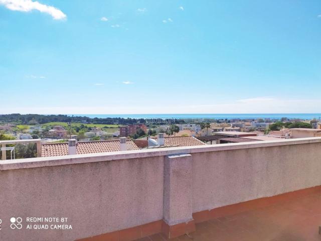 Piso en venta en Cubelles, Santa Maria l´Eixample Sud Sumella. Piso en venta en Cubelles Rambla Pau Casals. Pisos.