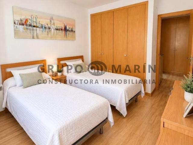 Piso en venta en Cubelles, Santa Maria l´Eixample Sud Sumella. Piso exterior con gran terrazajardín privada en Cubelles. Pisos.