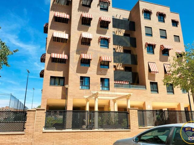 Piso en venta en Cuenca, Alameda. PISO EN VENTA EN UNA DE LAS MEJORES URBANIZACIONES CON PISCINA. Pisos.