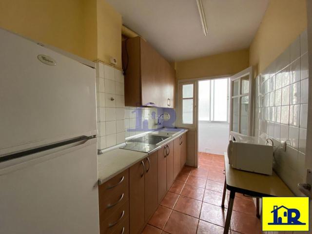 Piso en venta en Cuenca, Centro. Se vende vivienda zona centro. tres dormitorios. Pisos.