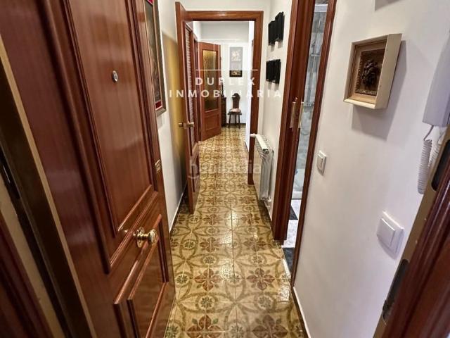 Piso en venta en Cuenca, Centro. PISO EN VENTA EN EL CENTRO DE CUENCA. Pisos.