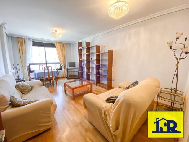 Piso en venta en Cuenca, Fuensanta Universidad. Se vende vivienda de dos dormitorios en residencial universidad. Pisos.
