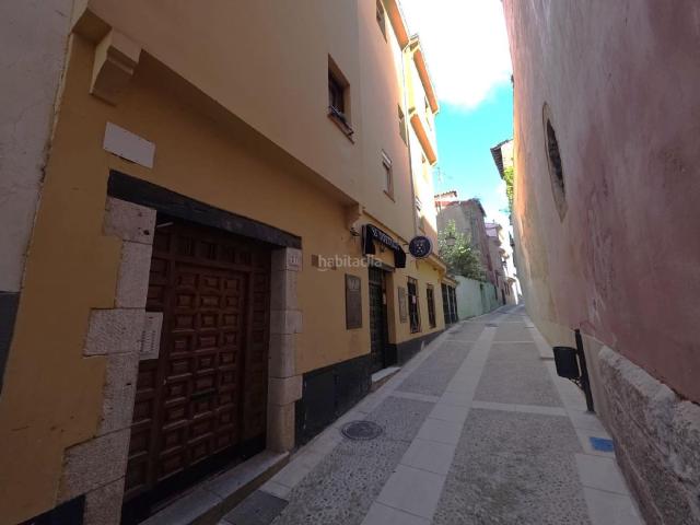 Piso en venta en Cuenca, Casco Histórico. SEVERO CATALINA 35. Pisos.