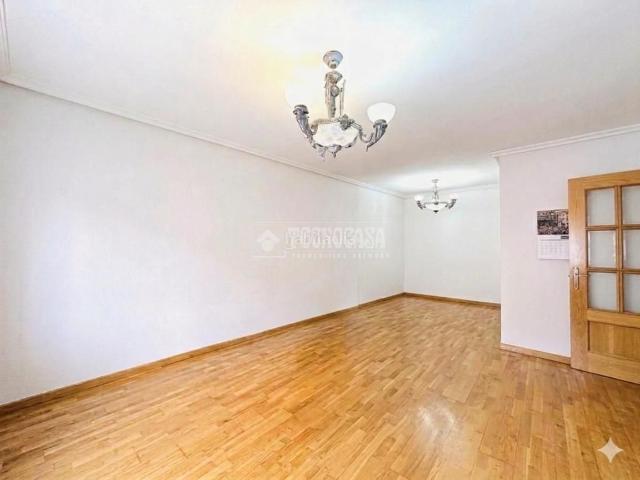 Piso en venta en Cuenca, San Fernando Carretera de Valencia. Piso en venta en Cuenca. Pisos.