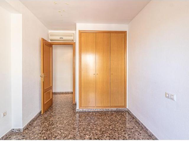 PISO EN VENTA EN CULLERA CON GARAJE Y VISTAS DESPEJADAS ZONA COLEGIO MARISTES