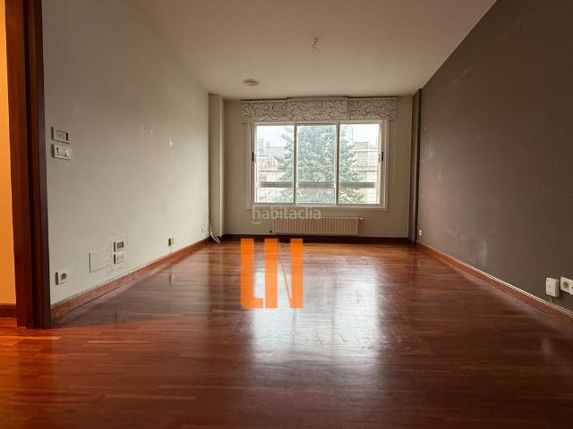Piso en venta en Culleredo, Portádego Vilaboa Norte. URBANIZACIÓN PRIVADA CON ZONAS COMUMES. Pisos.