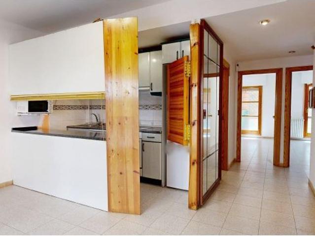Piso en venta en C. de la Torre, Casco Histórico de Zaragoza, con terraza de uso exclusivo de 17 m2
