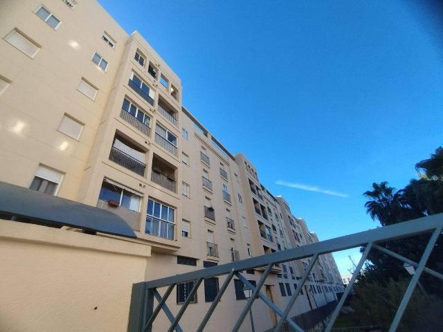 Piso en Venta en Caballero Bonald San José Obrero Guadalcacín