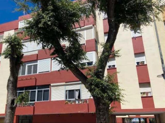 Piso en venta en Cádiz, Astilleros La Paz Loreto El Corte Inglés. INMUEBLE DE BANCO. Pisos.