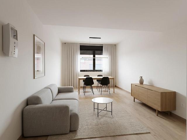 Piso en venta en Cadrete. PISO DE 1 DORMITORIO 1 BAÑO PLAZA DE PARKING TRASTERO PISCINA COMUNITARIA. Pisos.