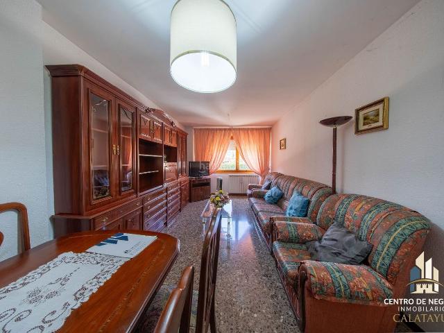 Piso en venta en Calatayud, Plaza de Toros Barón de Warsage. Piso 4 dormitorios, garaje y trastero, Margarita. Pisos.