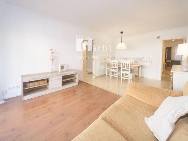 Piso en venta en Calafell, Calafell Platja Costa Dorada. PISO CENTRICO COMPLETAMENTE REFORMADO CERCA DEL MAR!. Pisos.