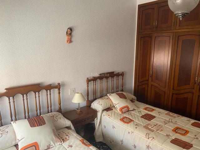 Piso en venta en Calamocha. Amplio y luminoso piso en primera planta con vistas a la huerta de Calamocha. Pisos.