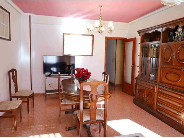 PISO EN VENTA EN CALANDA. Ref VL11252024