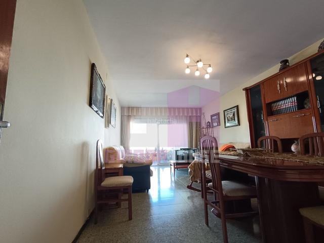 Piso en venta en Caldes de Malavella. Fantástico piso de 4 habitaciones en venta en el centro de Caldes de Malavella. Pisos Caldes de.