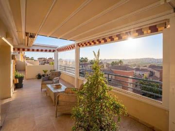 Piso en Venta en Caleta de Vélez