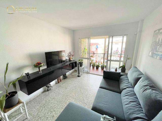 Piso en Venta en Caleta de Vélez