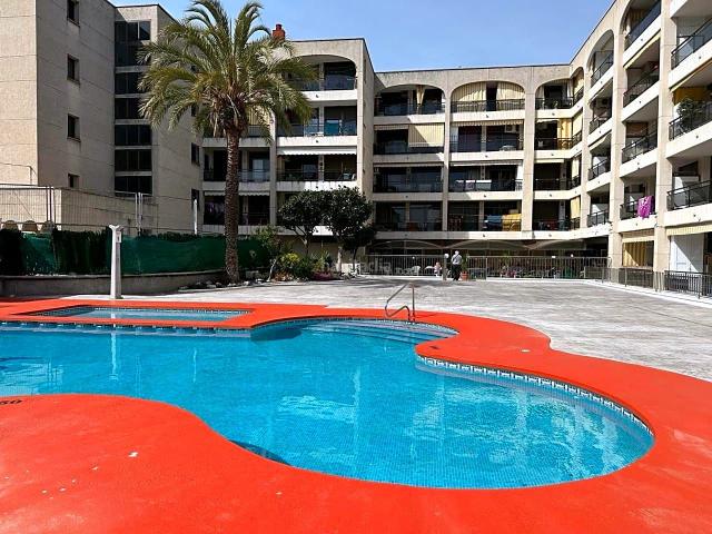 Piso en venta en Calella. Bonito apartamento en Calella. Pisos.