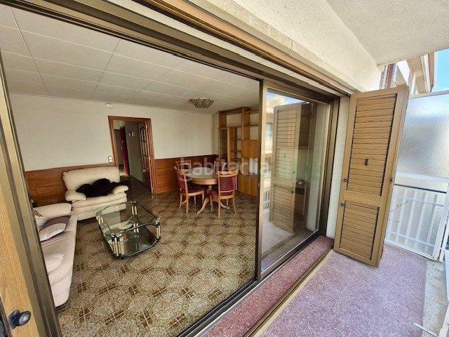 Piso en venta en Calella. PIS MOLT GRAN AL CENTRE, FINCA DE POCS VEÏNS. Pisos.