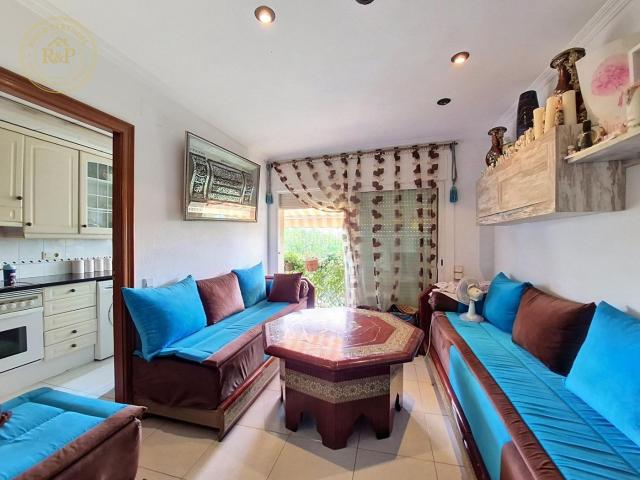 Piso en venta en Calella. Piso en primera línea de mar con gran terraza y buhardilla privada en Calella de Mar. Pisos.