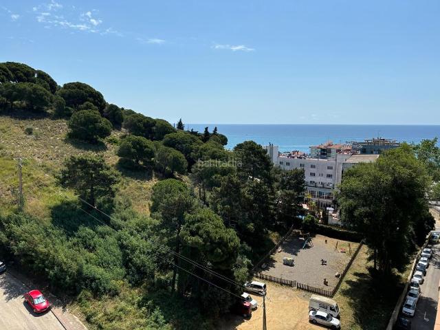 Piso en venta en Calella. Precioso apartamento de 2 habitaciones cerca de la playa. Pisos.