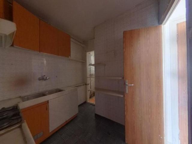 Piso en venta en calle Madrid, Badalona, de 50 m² 2 habitaciones por 75.000