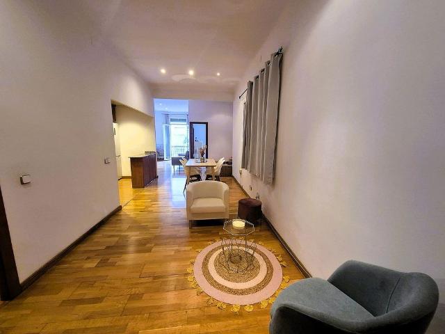 Piso en venta en calle Mallorca, Barcelona, de 66 m² 1 habitación por 340.000