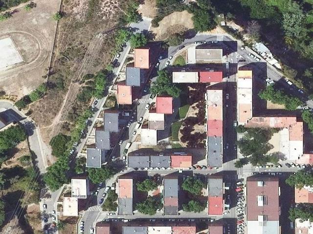 Piso en venta en calle Mas Canals, Sabadell, de 64 m² 3 habitaciones por 90.000