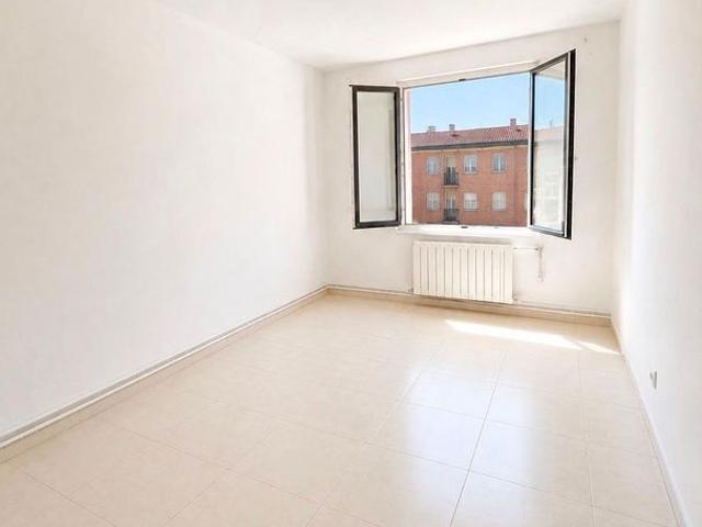 Piso en venta en calle Mas, Hospitalet de Llobregat, L´, de 80 m² 4 habitaciones por 235.000