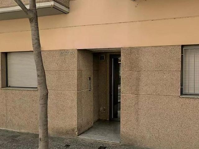 Piso en venta en calle Massana, Figueres, de 74 m² 2 habitaciones por 119.000
