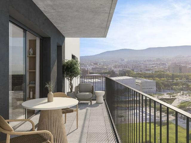 Piso en venta en calle María de Maeztu, Viladecans, de 64 m² 2 habitaciones por 366.000