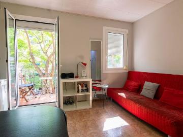 Piso en venta en calle Marques de la Mina, Barcelona, de 35 m² 2 habitaciones por 220.000
