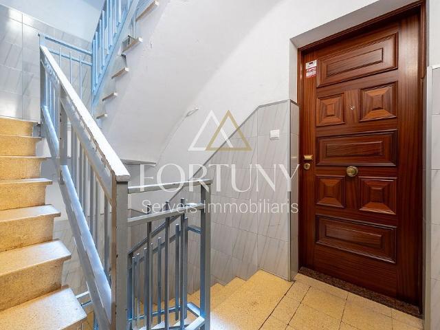 Piso en venta en calle Menorca, Tarragona, de 74 m² 3 habitaciones por 119.900