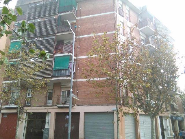 Piso en venta en calle Menéndez Pelayo, Molins de Rei, de 64 m² 2 habitaciones por 130.000
