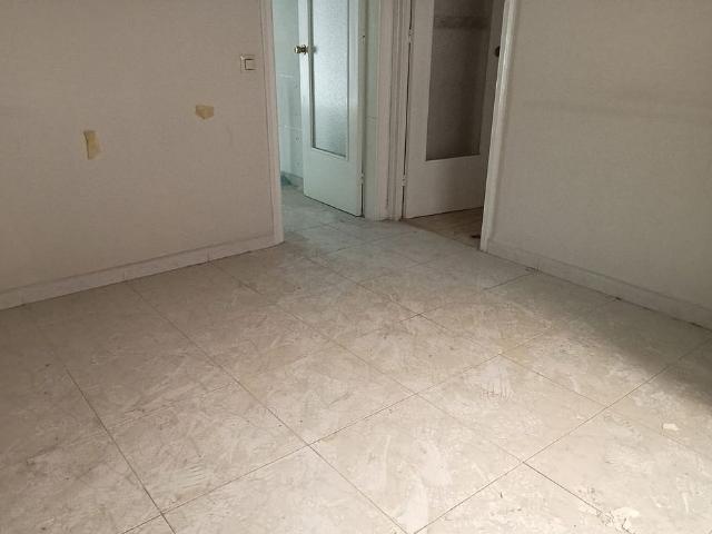 Piso en venta en calle Mestre Juan de Ávila, Lleida, de 76 m² 3 habitaciones por 95.000