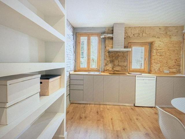 Piso en venta en calle Mercaders, Barcelona, de 37 m² 1 habitación por 199.000