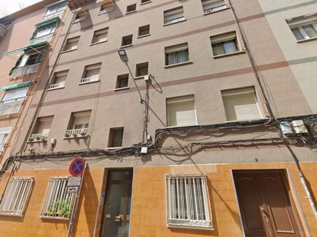 Piso en venta en calle Mèxic, Mataró, de 58 m² 3 habitaciones por 75.900