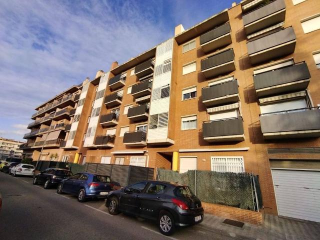 Piso en venta en calle Migdia, Figueres, de 87 m² 1 habitación por 82.000