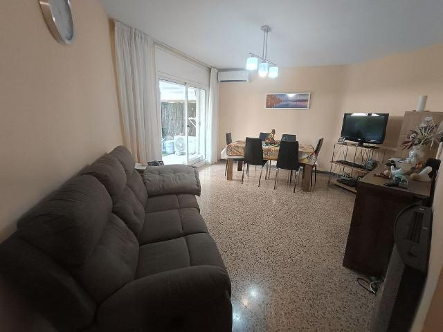 Piso en venta en calle Mila I Fontanals, Calafell, de 70 m² 3 habitaciones por 270.000