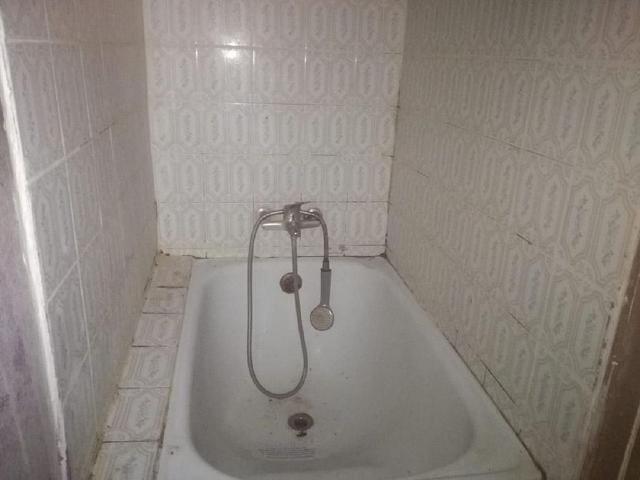 Piso en venta en calle Mossèn Jaume Busquet, Hospitalet de Llobregat, L´, de 39 m² 2 habitaciones por 97.700