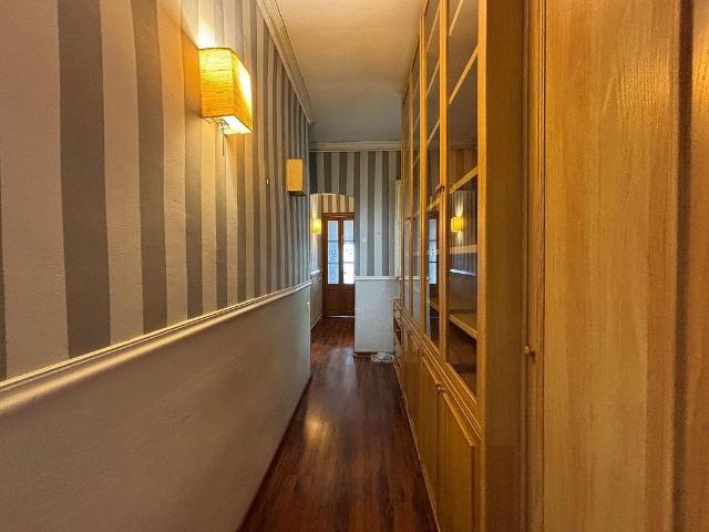 Piso en venta en calle Numancia, Barcelona, de 54 m² 2 habitaciones por 399.000
