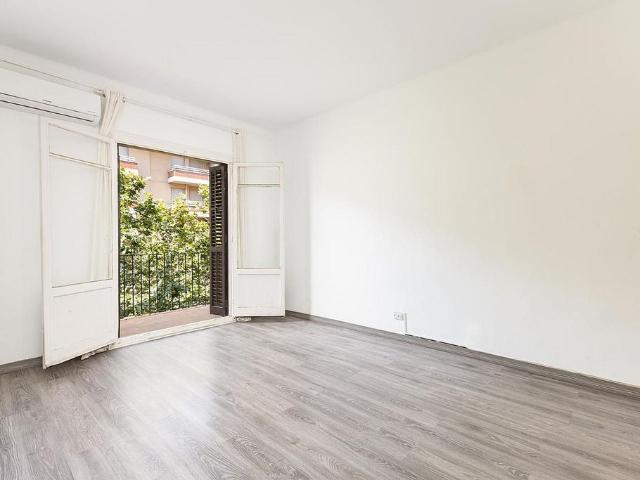 Piso en venta en calle Numància, Barcelona, de 64 m² 3 habitaciones por 420.000