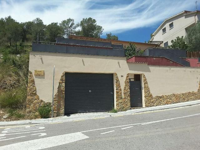 Piso en venta en calle Núria, Canyelles, de 128 m² 3 habitaciones por 179.000