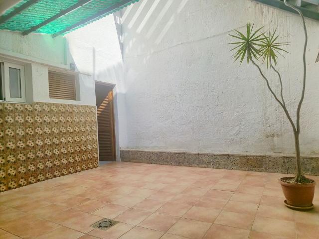 Piso en venta en calle Nou de la Mercè, Mataró, de 85 m² 4 habitaciones por 229.990