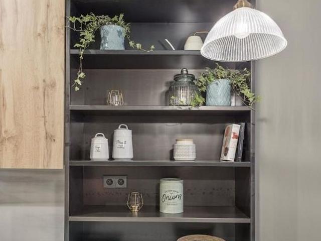 Piso en venta en calle Nou de la, Barcelona, de 130 m² 4 habitaciones por 498.000